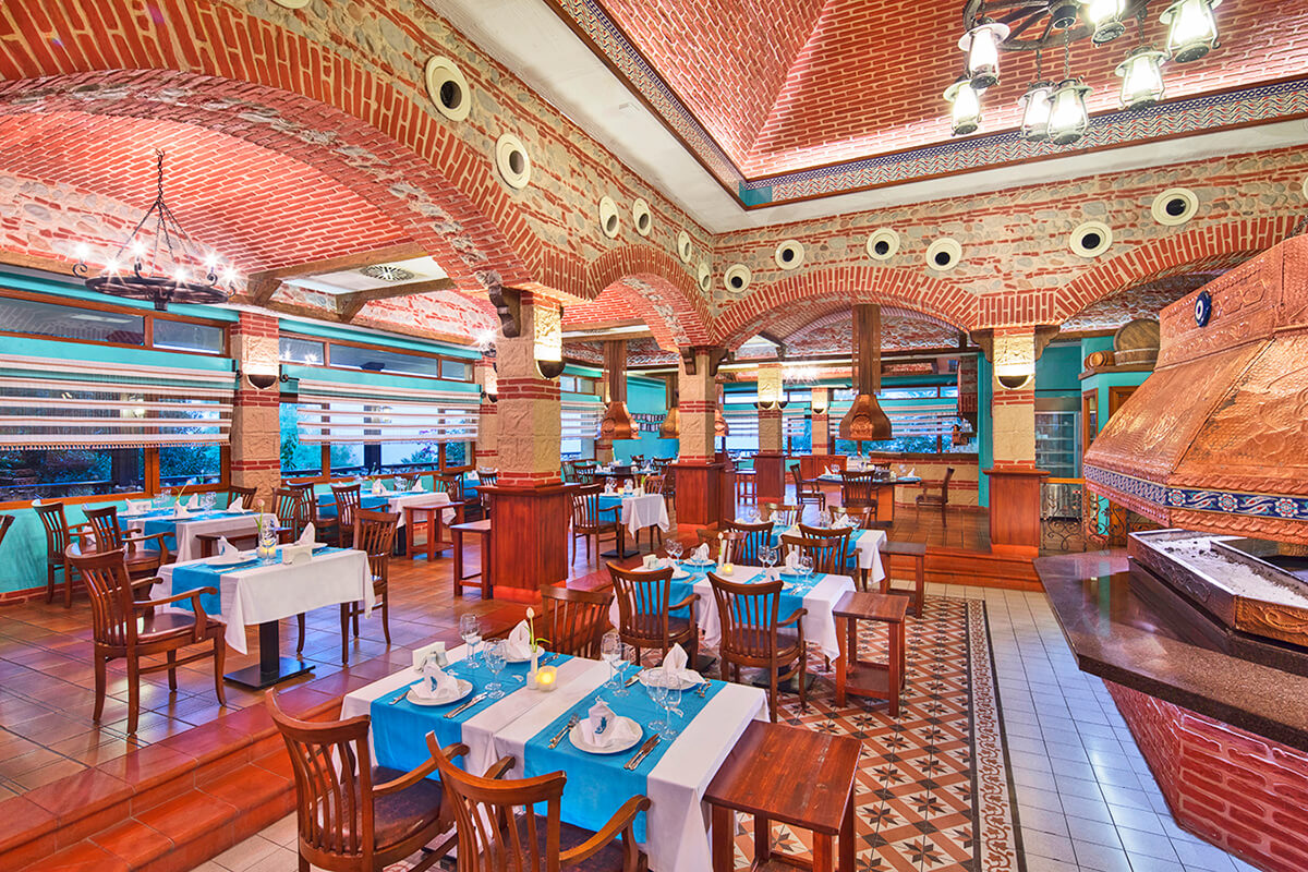 cheap resort hotels to Spend holiday with family