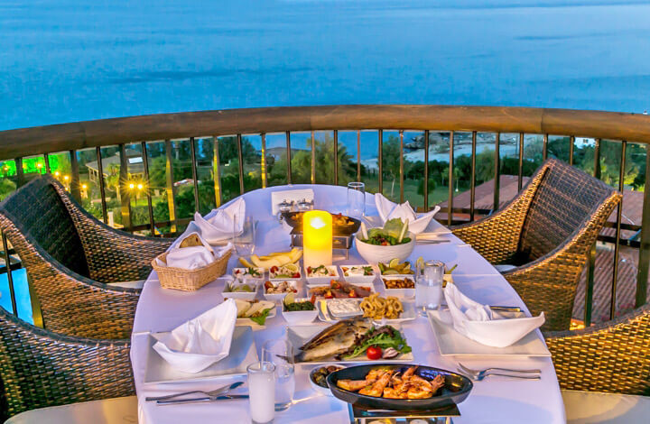 cheap resort hotels to Spend holiday with family