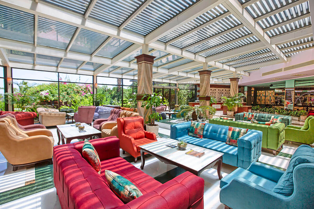 cheap resort hotels to Spend holiday with family