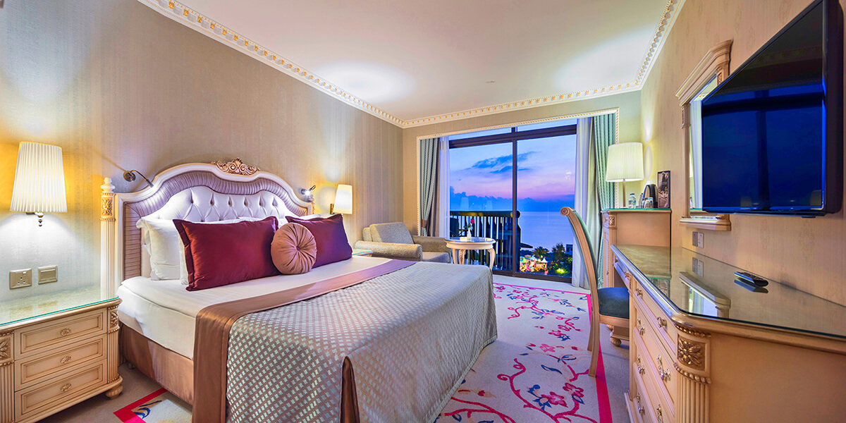 cheap resort hotels to Spend holiday with family