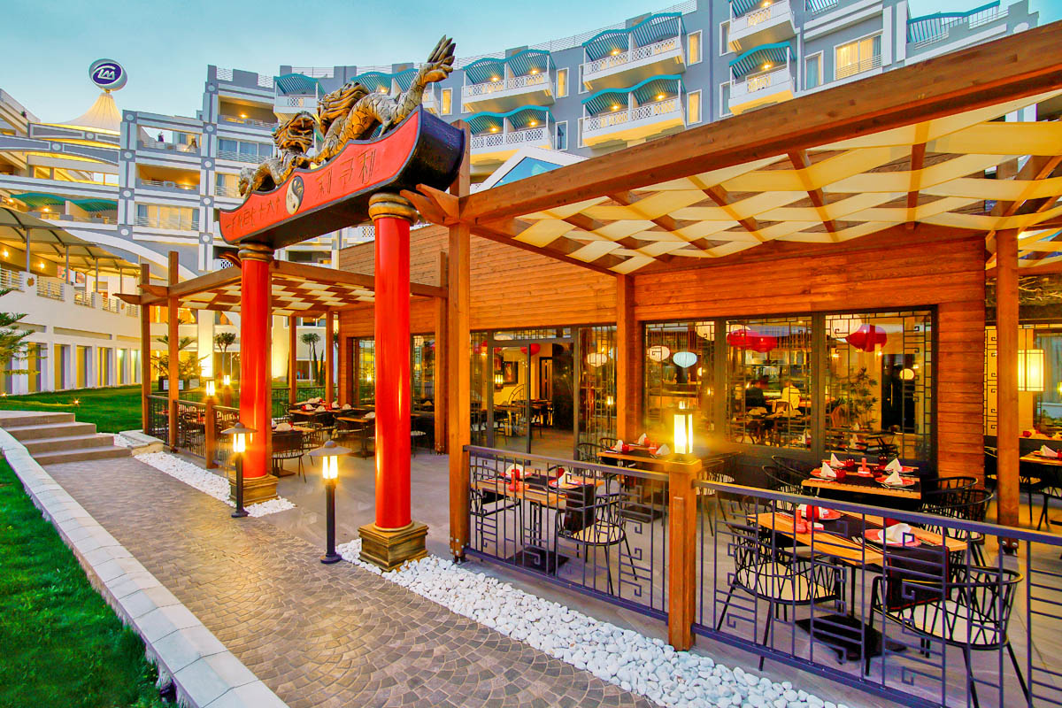 cheap resort hotels to Spend holiday with family