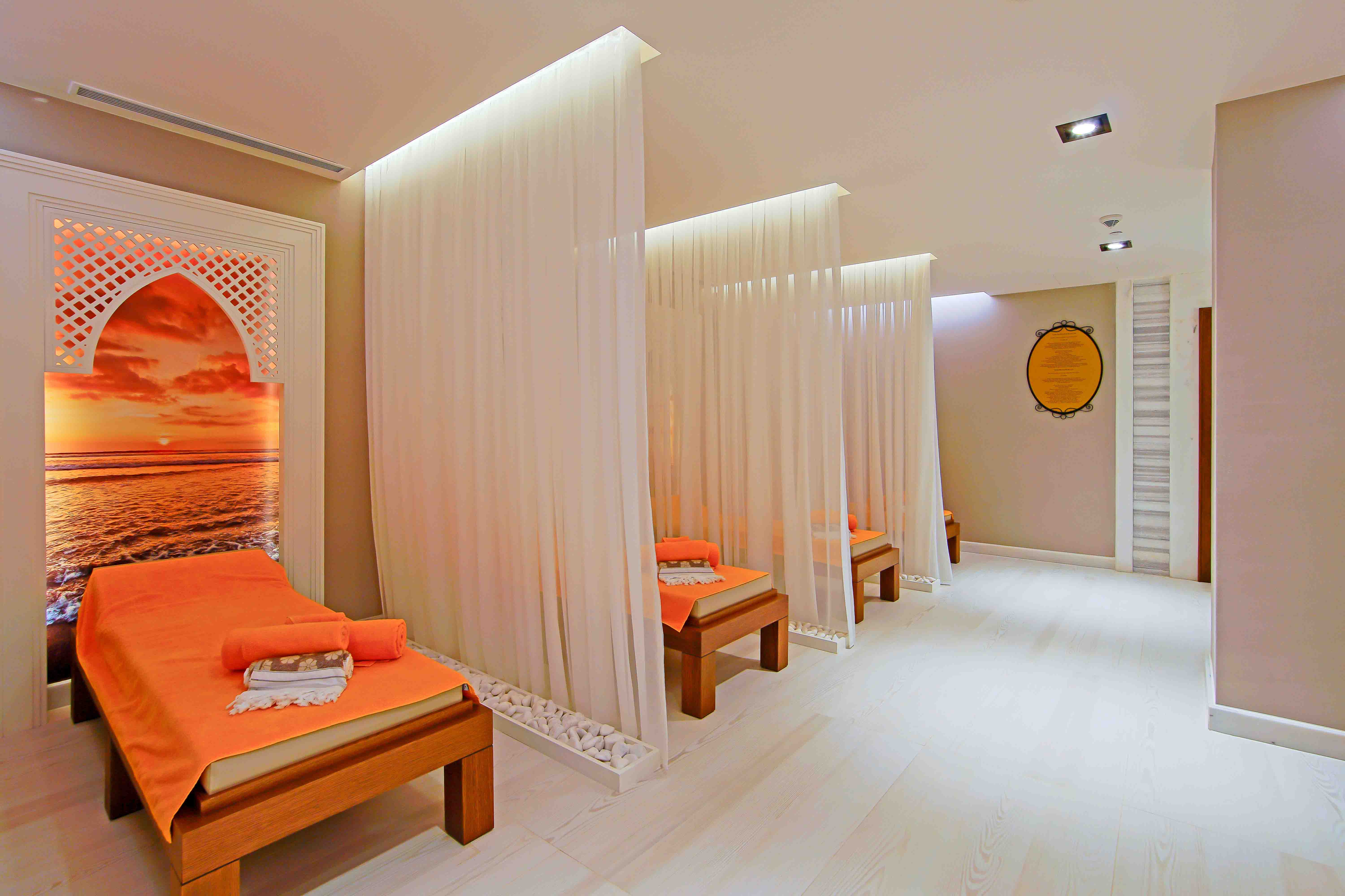 cheap resort hotels to Spend holiday with family