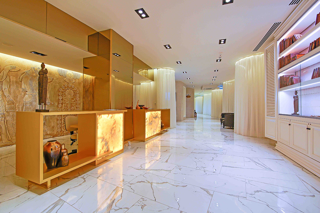 cheap resort hotels to Spend holiday with family