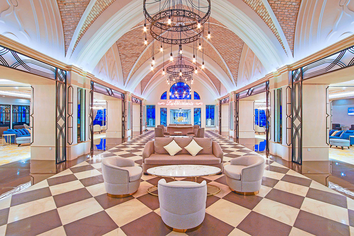 cheap resort hotels to Spend holiday with family