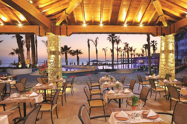 cheap resort hotels to Spend holiday with family