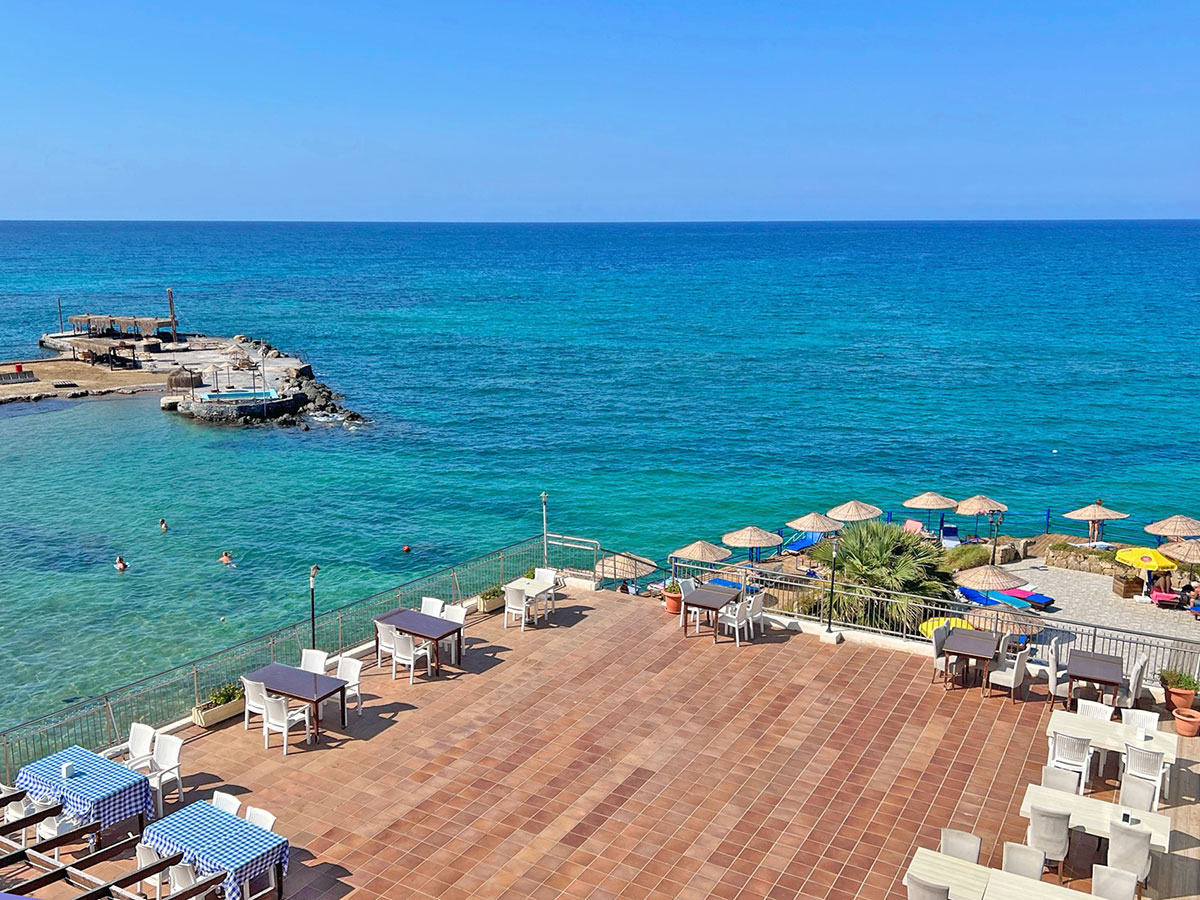 cheap resort hotels to Spend holiday with family