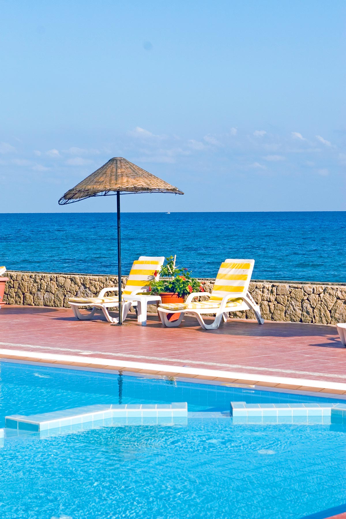 cheap resort hotels to Spend holiday with family