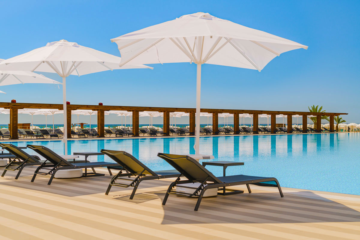 cheap resort hotels to Spend holiday with family