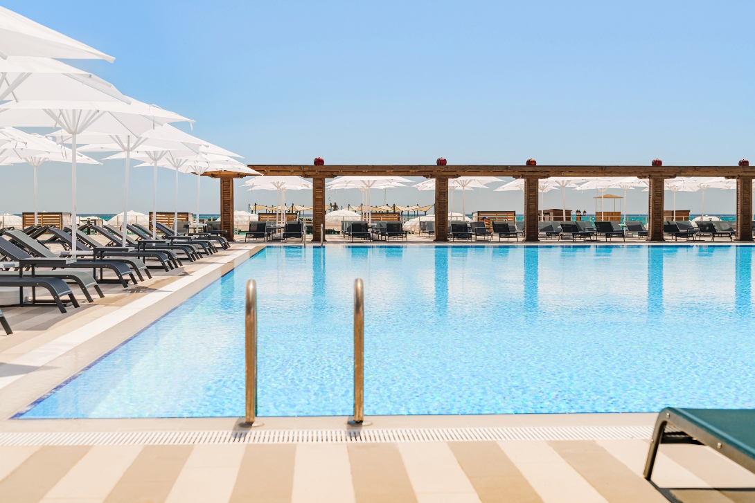 cheap resort hotels to Spend holiday with family