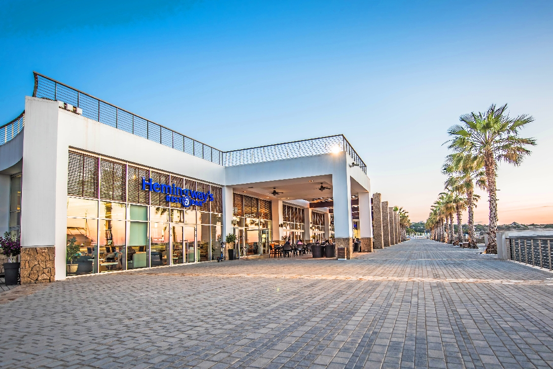 cheap resort hotels to Spend holiday with family