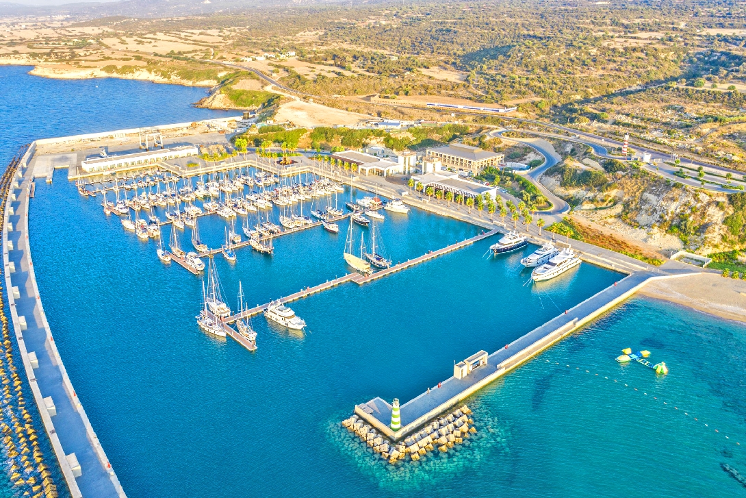 cheap resort hotels to Spend holiday with family