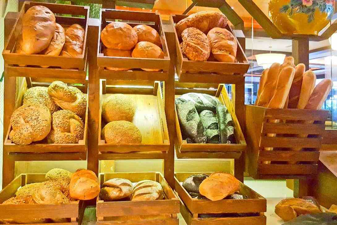 cheap resort hotels to Spend holiday with family