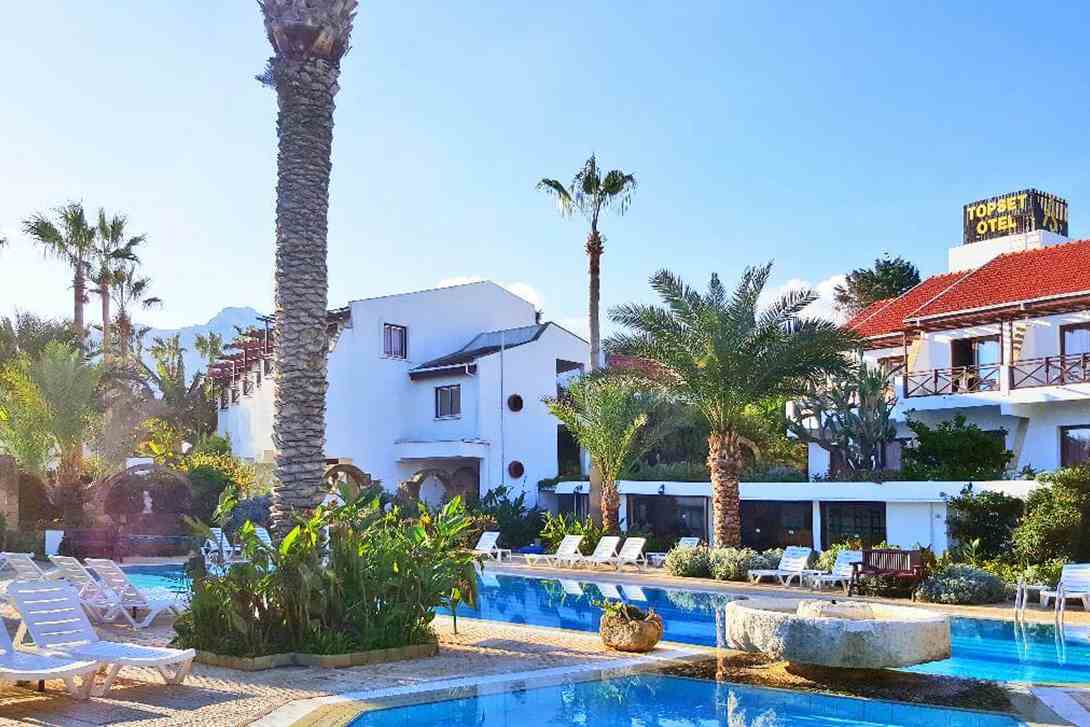 cheap resort hotels to Spend holiday with family