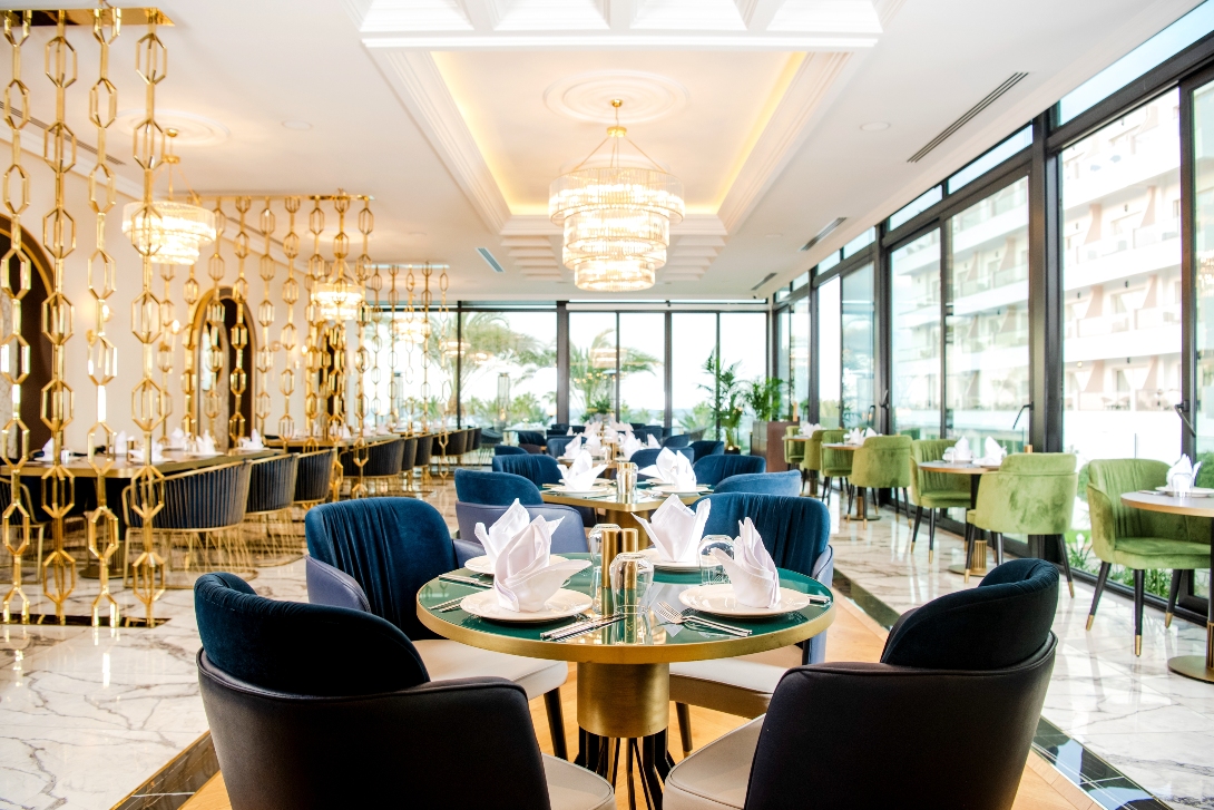 cheap resort hotels to Spend holiday with family