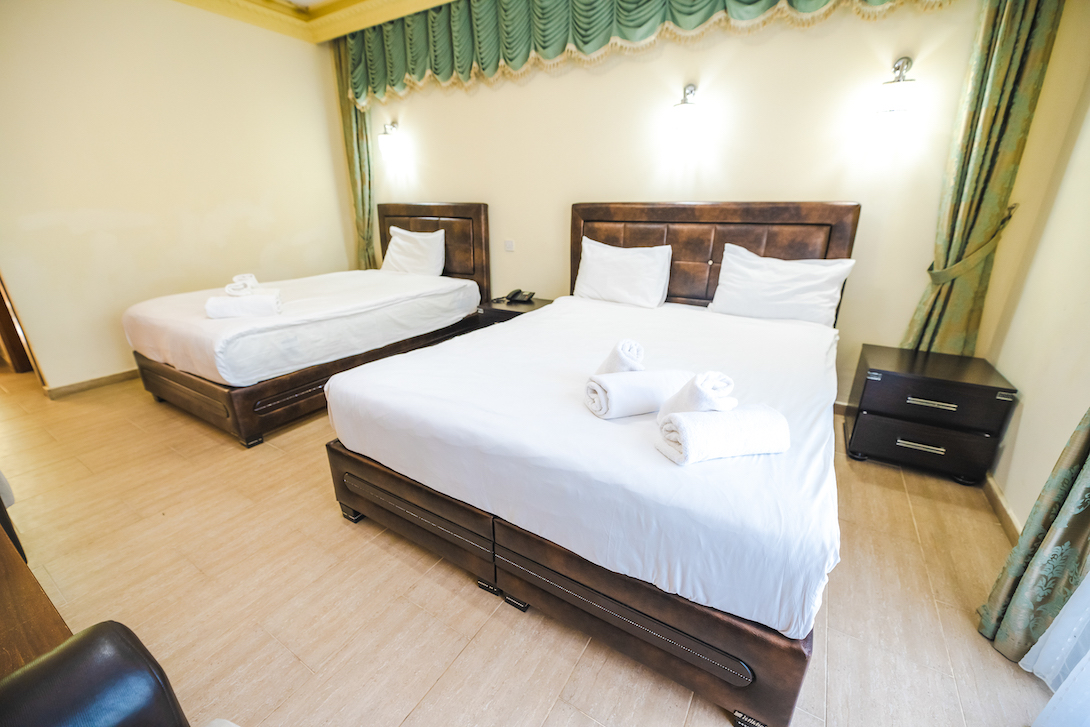 4 riverside garden resort triple bedroom