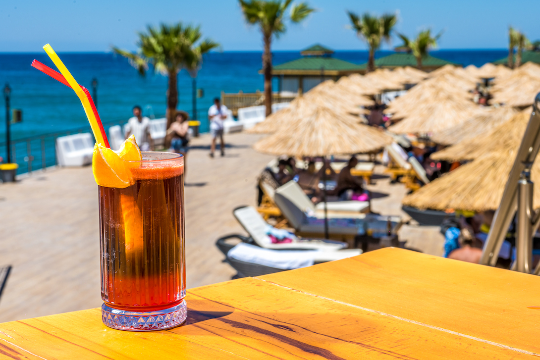 cheap resort hotels to Spend holiday with family