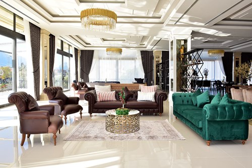 cheap resort hotels to Spend holiday with family