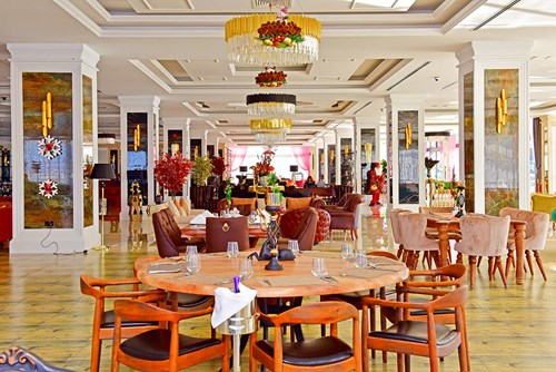 Delicious Dining Options: