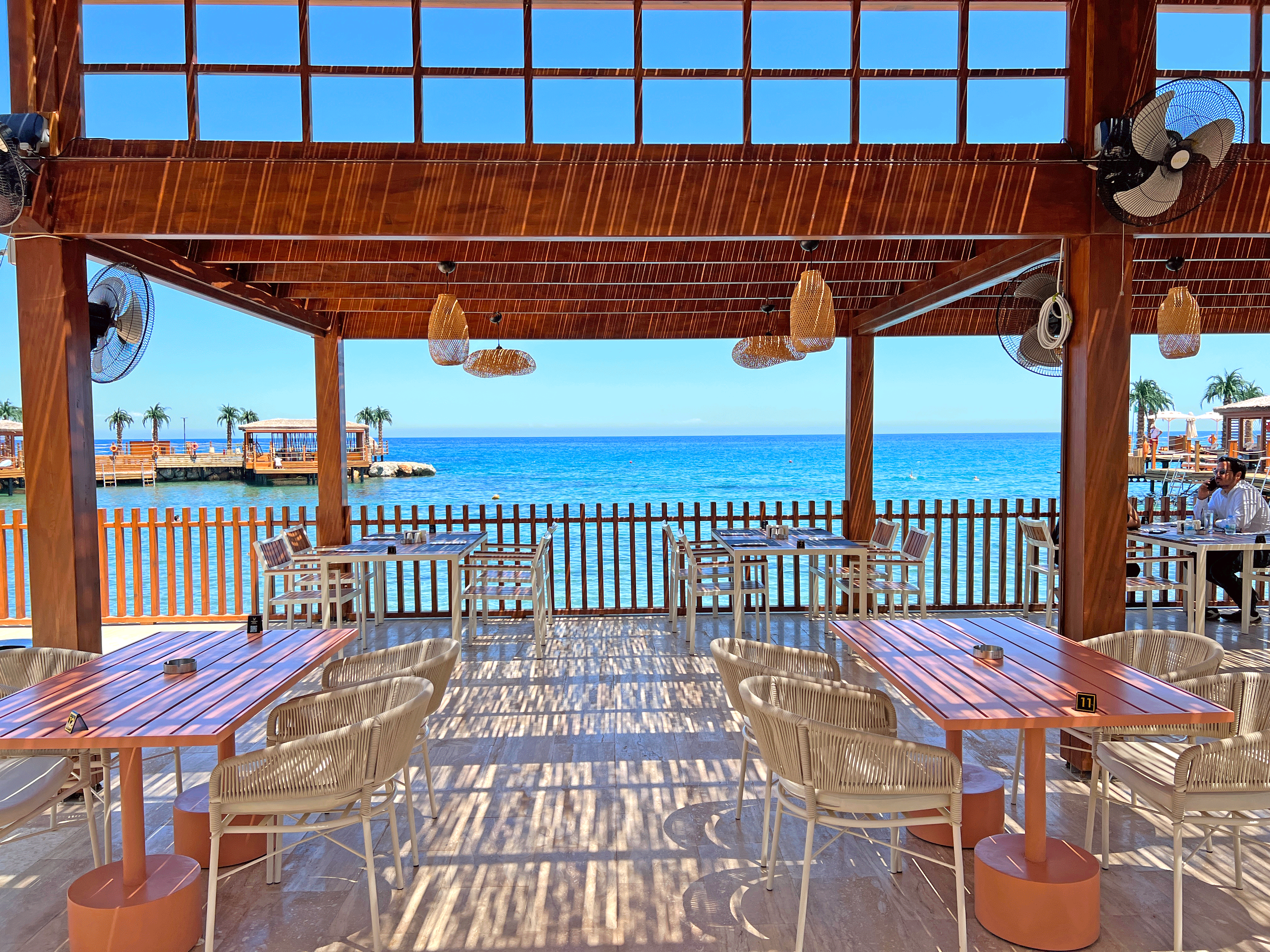 cheap resort hotels to Spend holiday with family