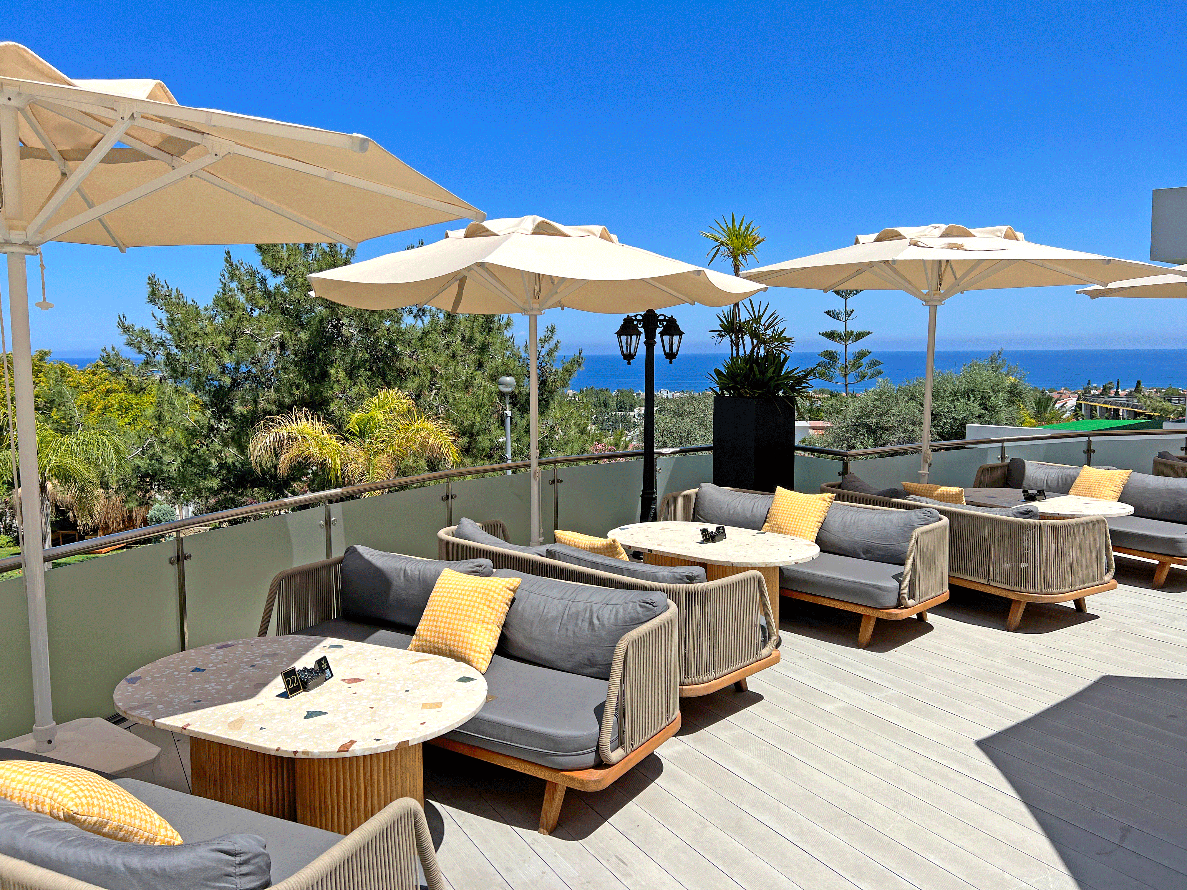 cheap resort hotels to Spend holiday with family