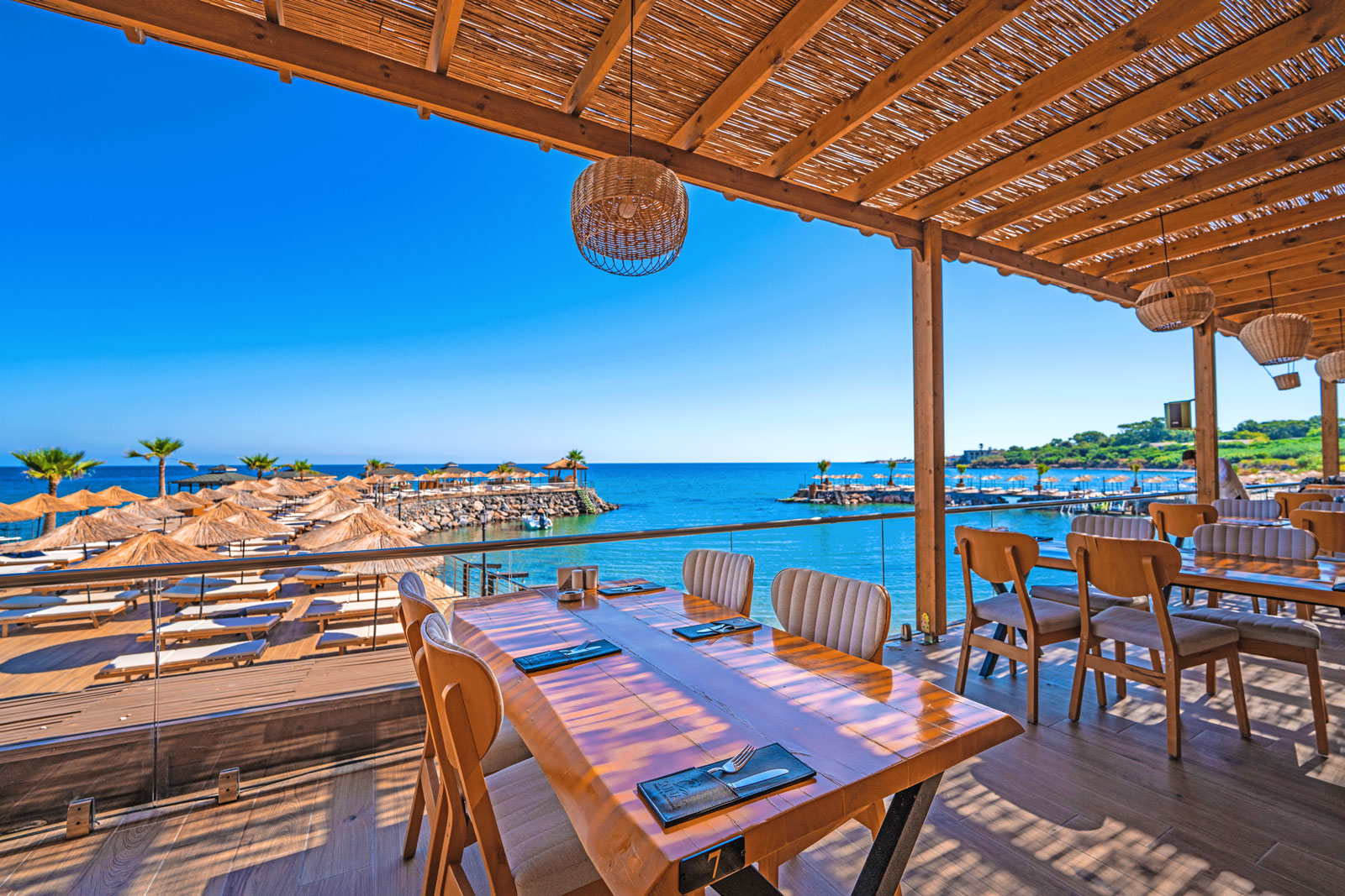 cheap resort hotels to Spend holiday with family