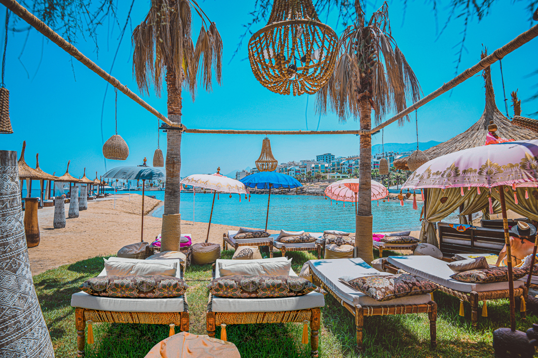 cheap resort hotels to Spend holiday with family