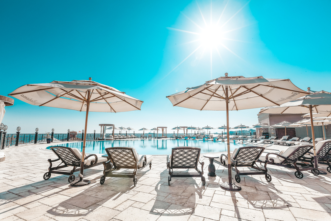 cheap resort hotels to Spend holiday with family