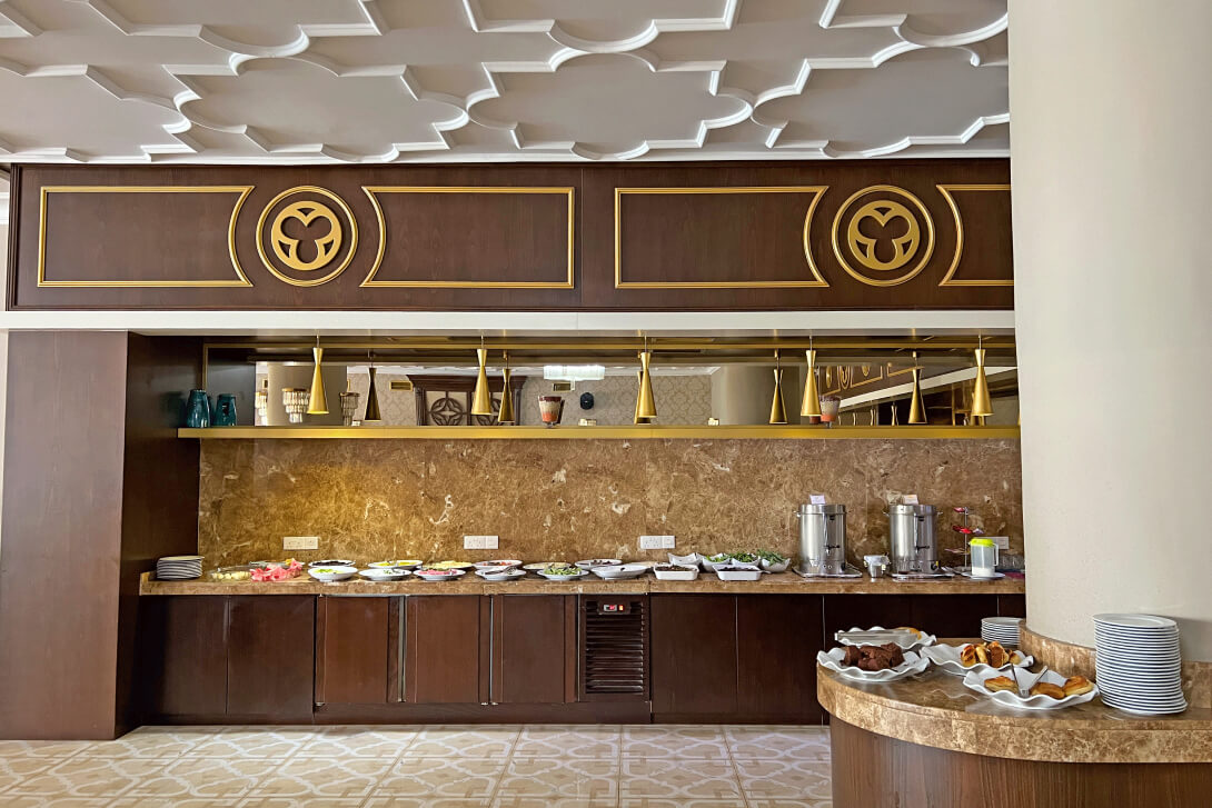 cheap resort hotels to Spend holiday with family