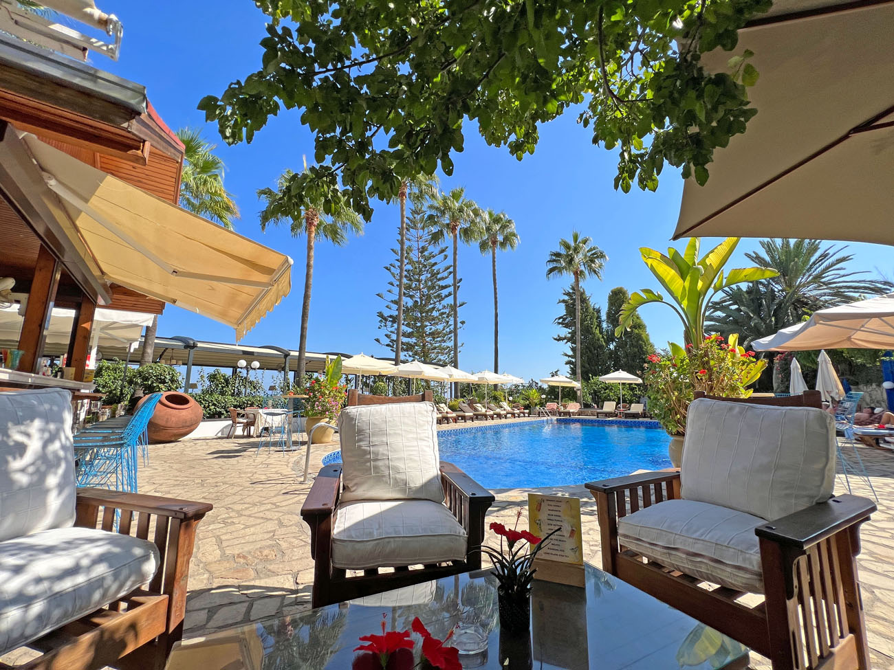 cheap resort hotels to Spend holiday with family