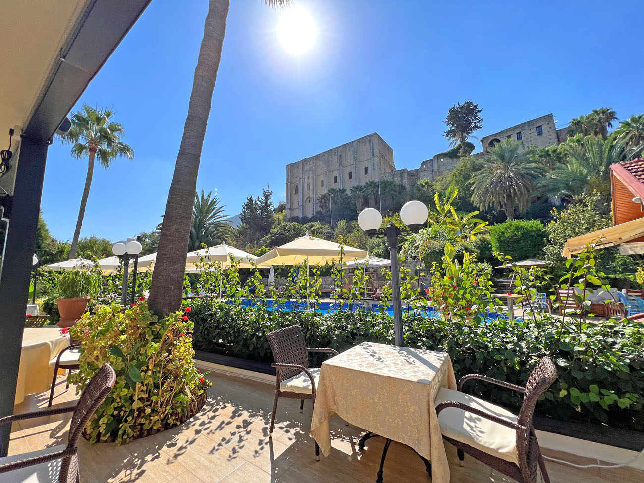 cheap resort hotels to Spend holiday with family