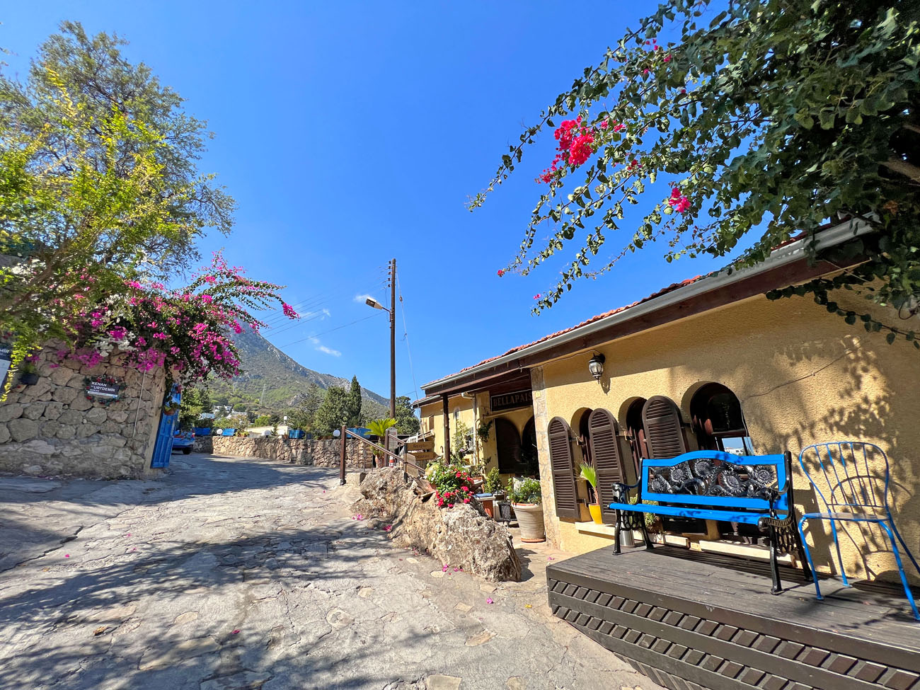 cheap resort hotels to Spend holiday with family