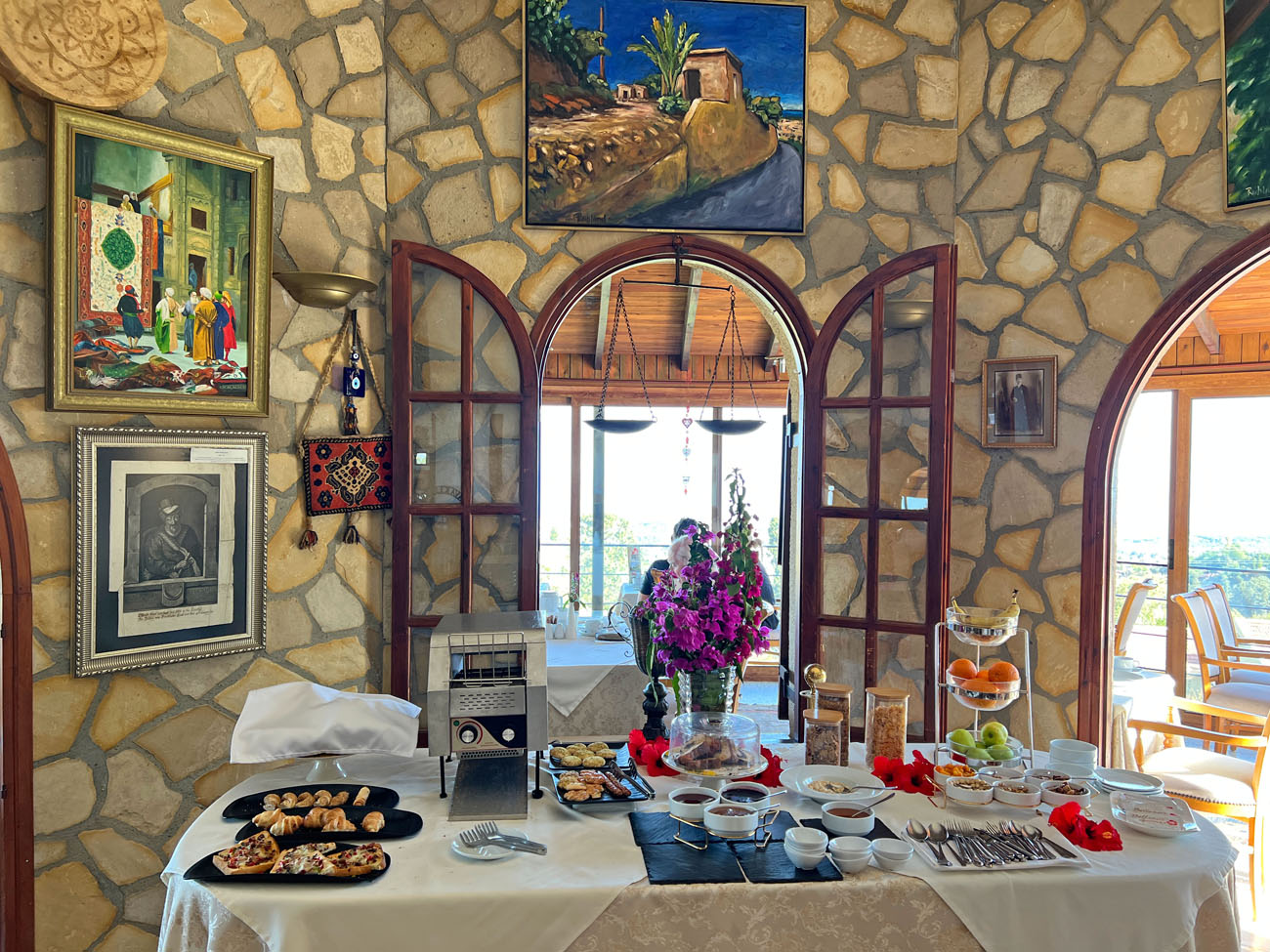 cheap resort hotels to Spend holiday with family