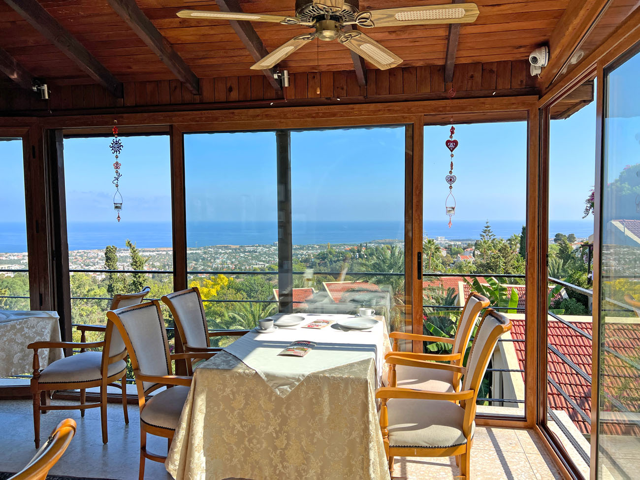 cheap resort hotels to Spend holiday with family