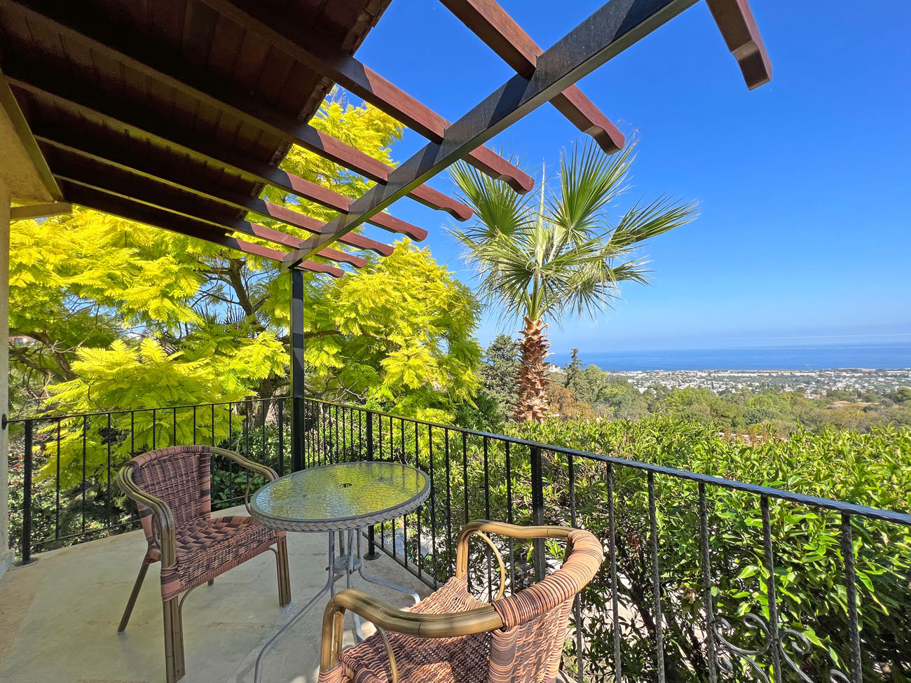 cheap resort hotels to Spend holiday with family