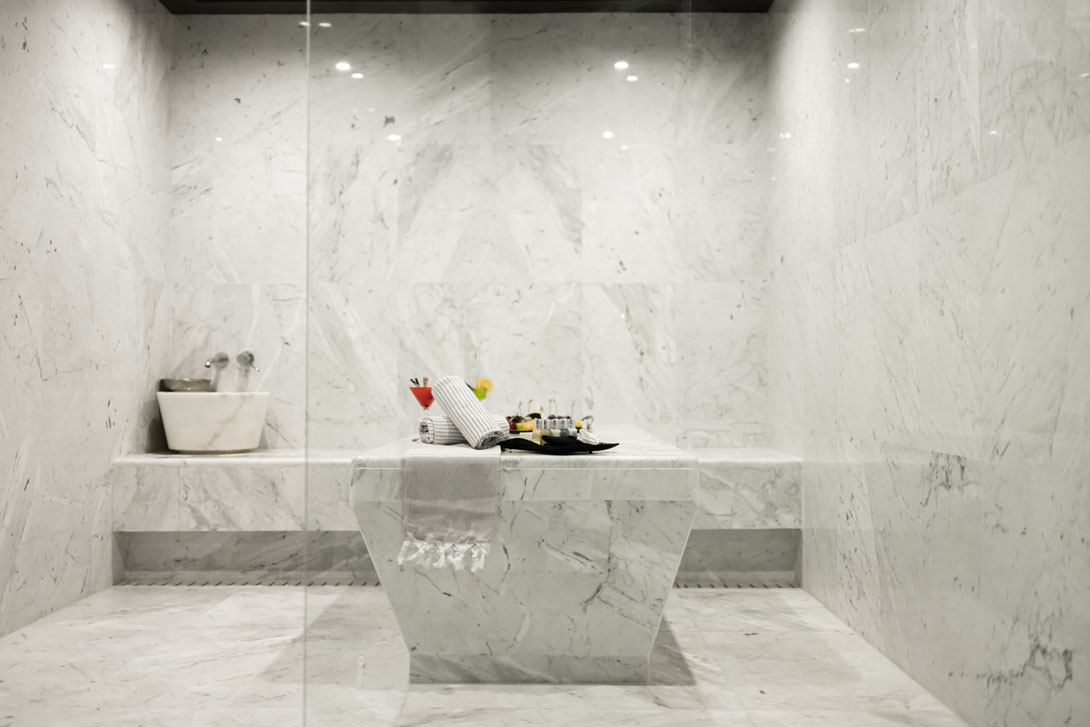 cheap resort hotels to Spend holiday with family