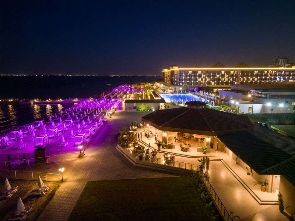 cheap resort hotels to Spend holiday with family