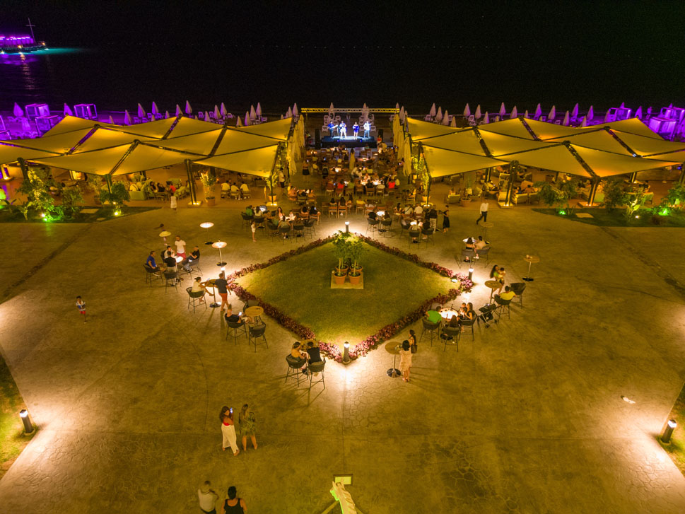 cheap resort hotels to Spend holiday with family