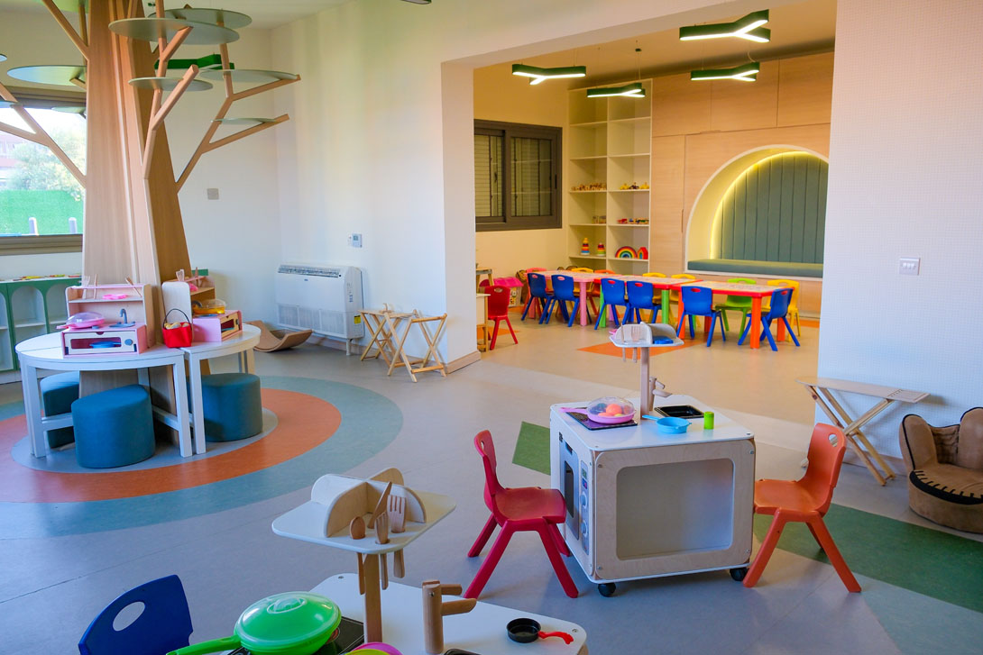 cheap resort hotels to Spend holiday with family