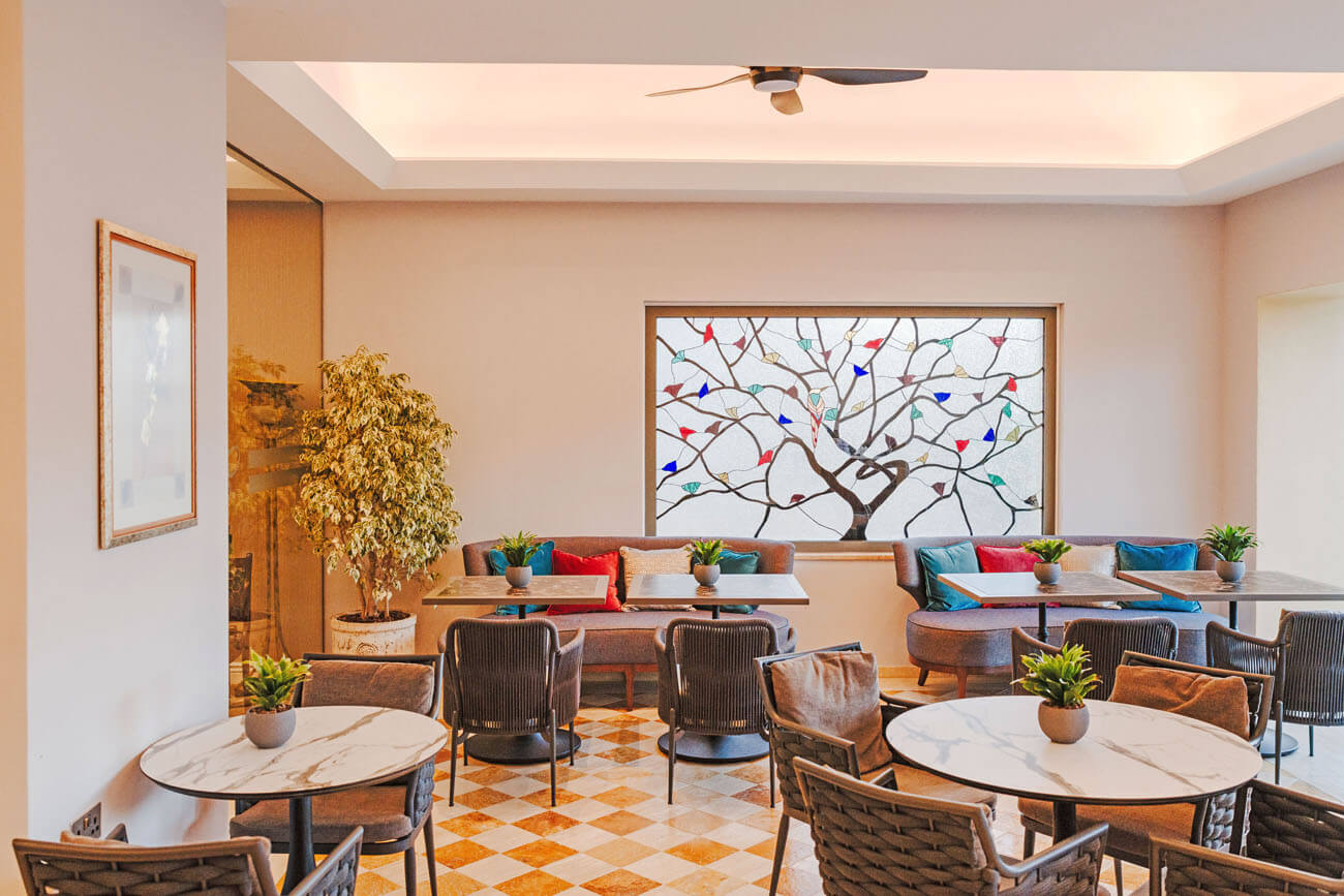 cheap resort hotels to Spend holiday with family