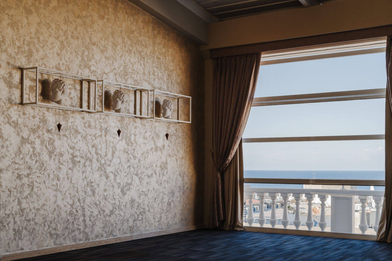 cheap resort hotels to Spend holiday with family