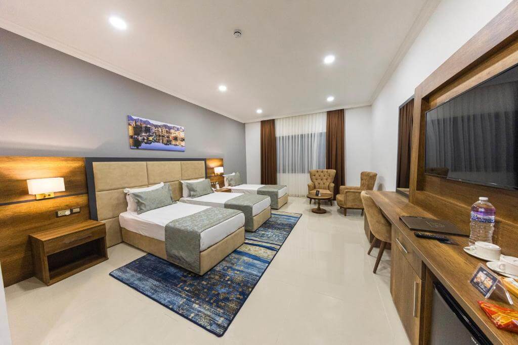 cheap resort hotels to Spend holiday with family