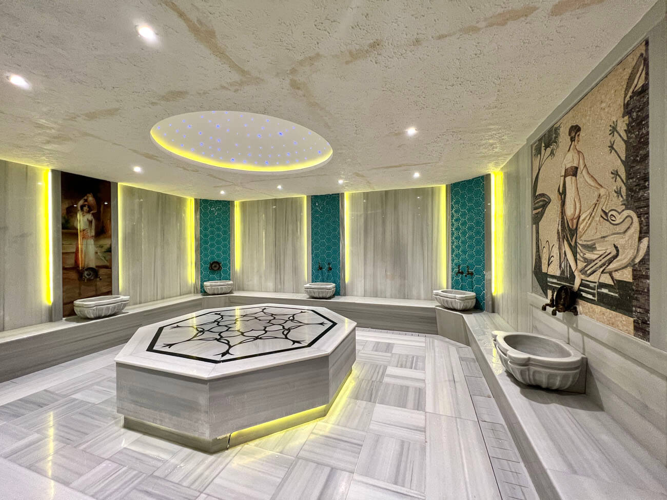 cheap resort hotels to Spend holiday with family