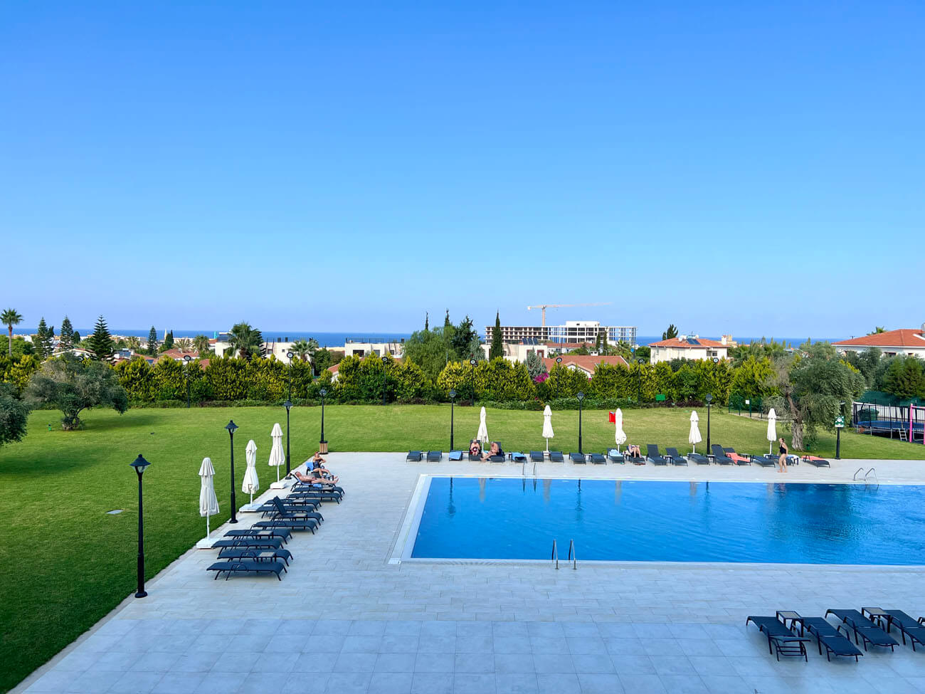 cheap resort hotels to Spend holiday with family