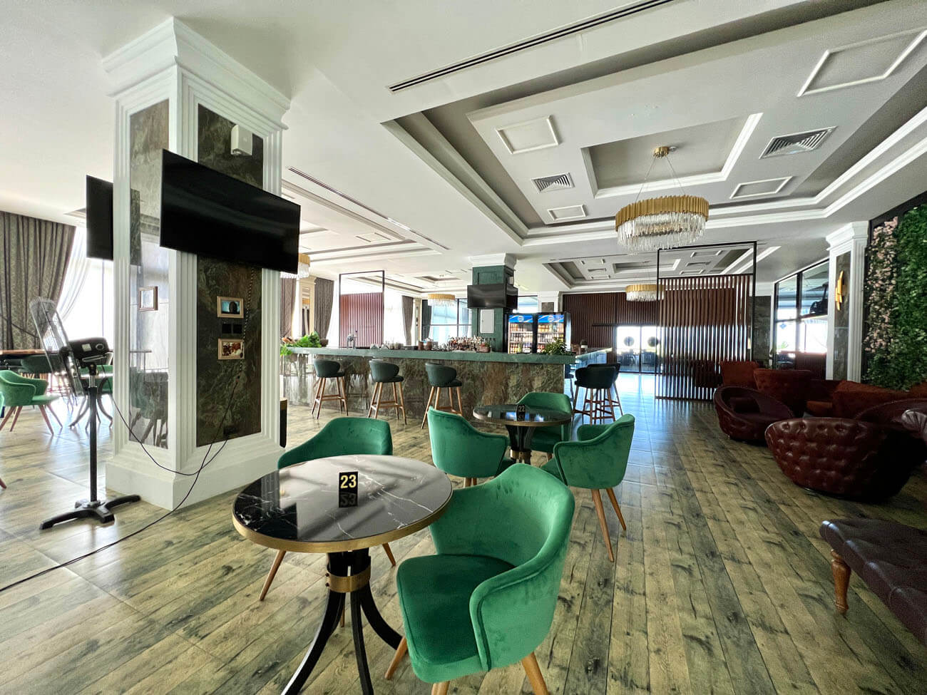 cheap resort hotels to Spend holiday with family