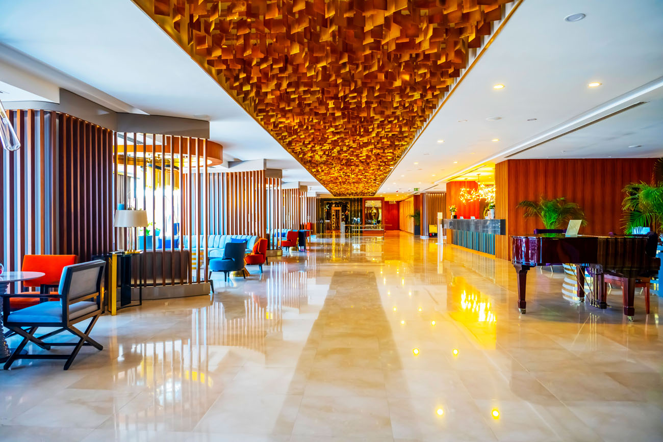 cheap resort hotels to Spend holiday with family