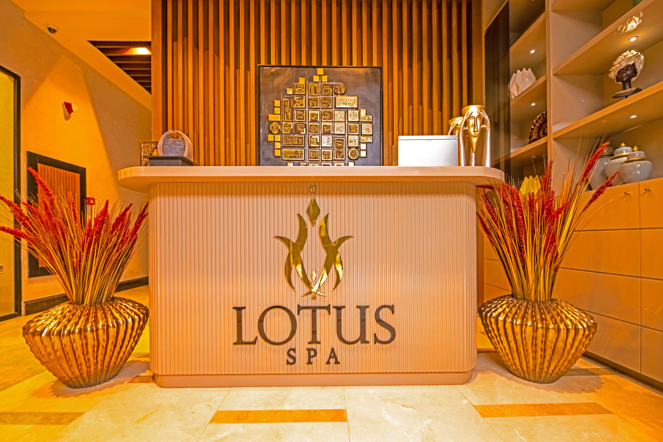 cheap resort hotels to Spend holiday with family