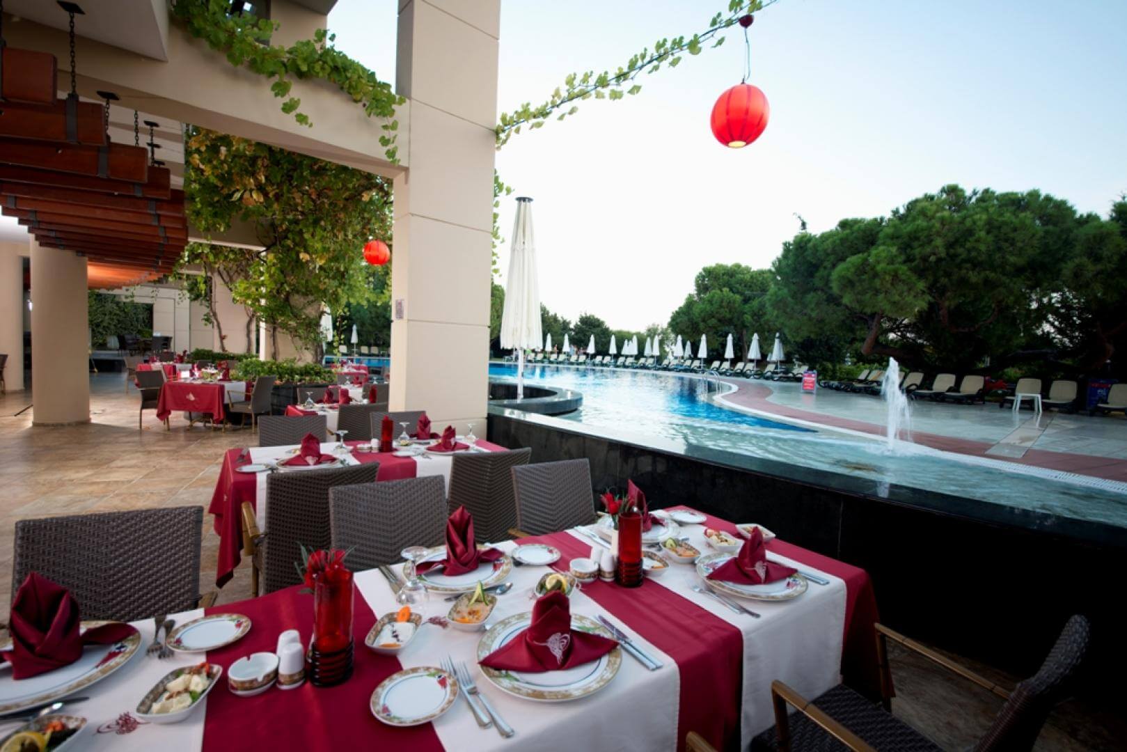 cheap resort hotels to Spend holiday with family